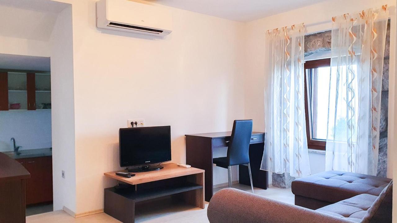 Apartment Bugenvilija Lovran Extérieur photo
